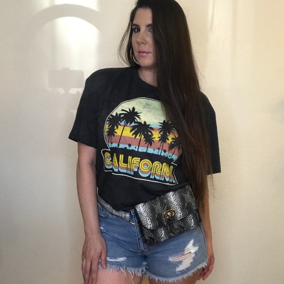 🆕 California Graphic Boho Cropped Tee - Picture 7 of 8